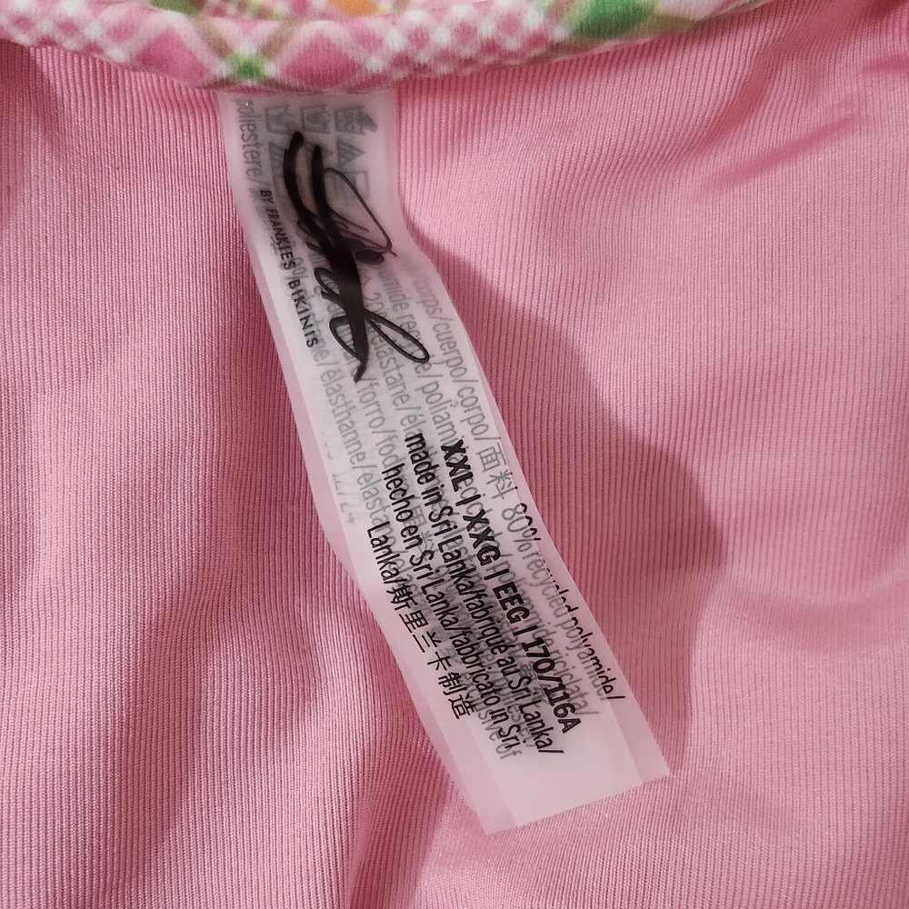 New!Pink X Frankies Bikini‎ August One Piece Swimsuit Strawberry Plaid